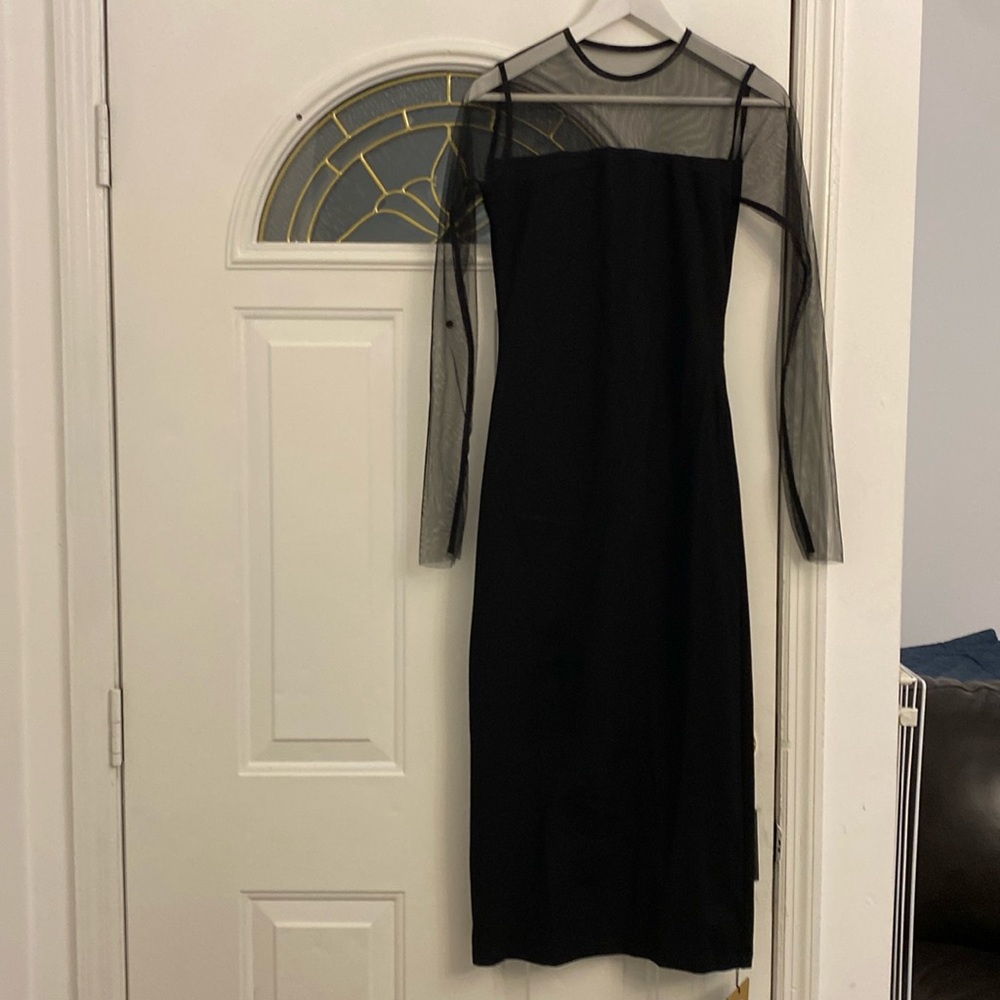 Black sheersleeve knit dress